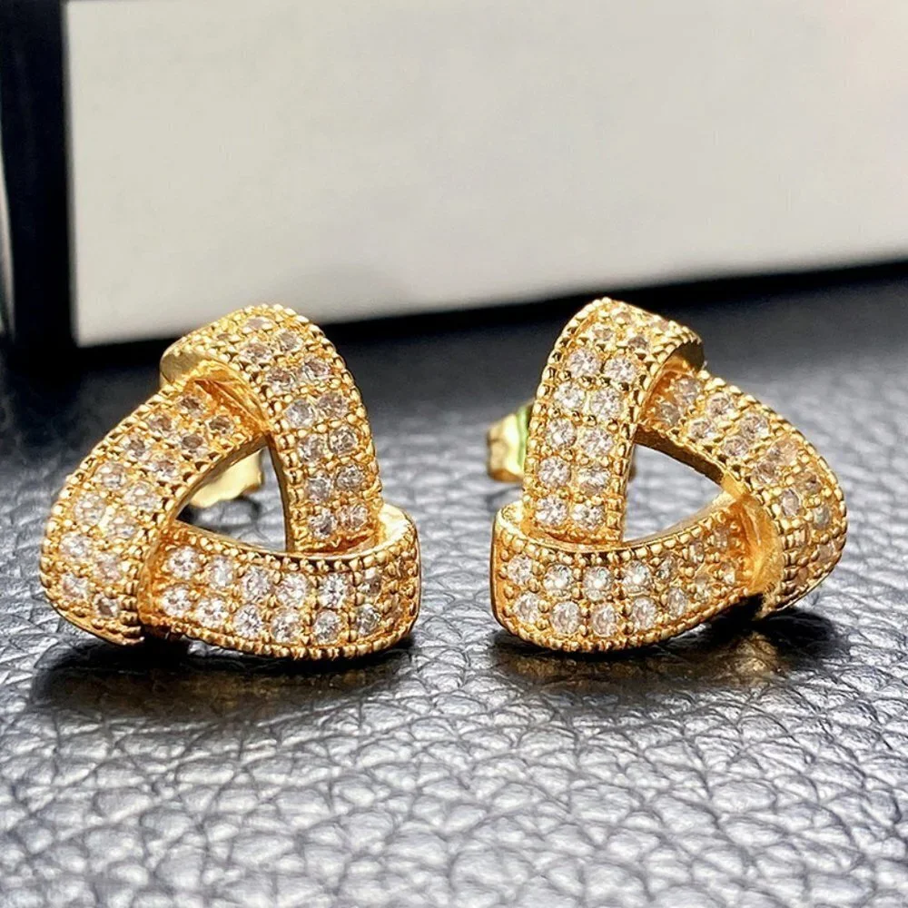 🔥 Shiny Flower Shape CZ Trendy Mini Stone Stud Earring for Women, HA4500 - Picture 1 of 4